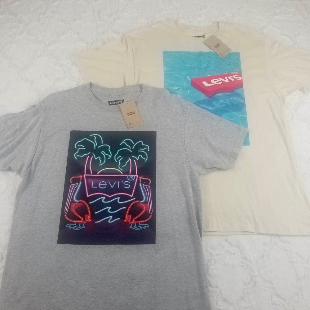 Levi size large tee shirt Bundle NWT